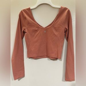 Lululemon top